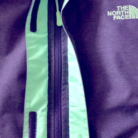 North Face Venture 2 Rain Jacket Windbreaker Hyvent 2.5 • Size: XS - Picture 3 of 16